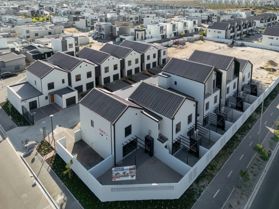 3 Bedroom Property for Sale in Sandown Western Cape